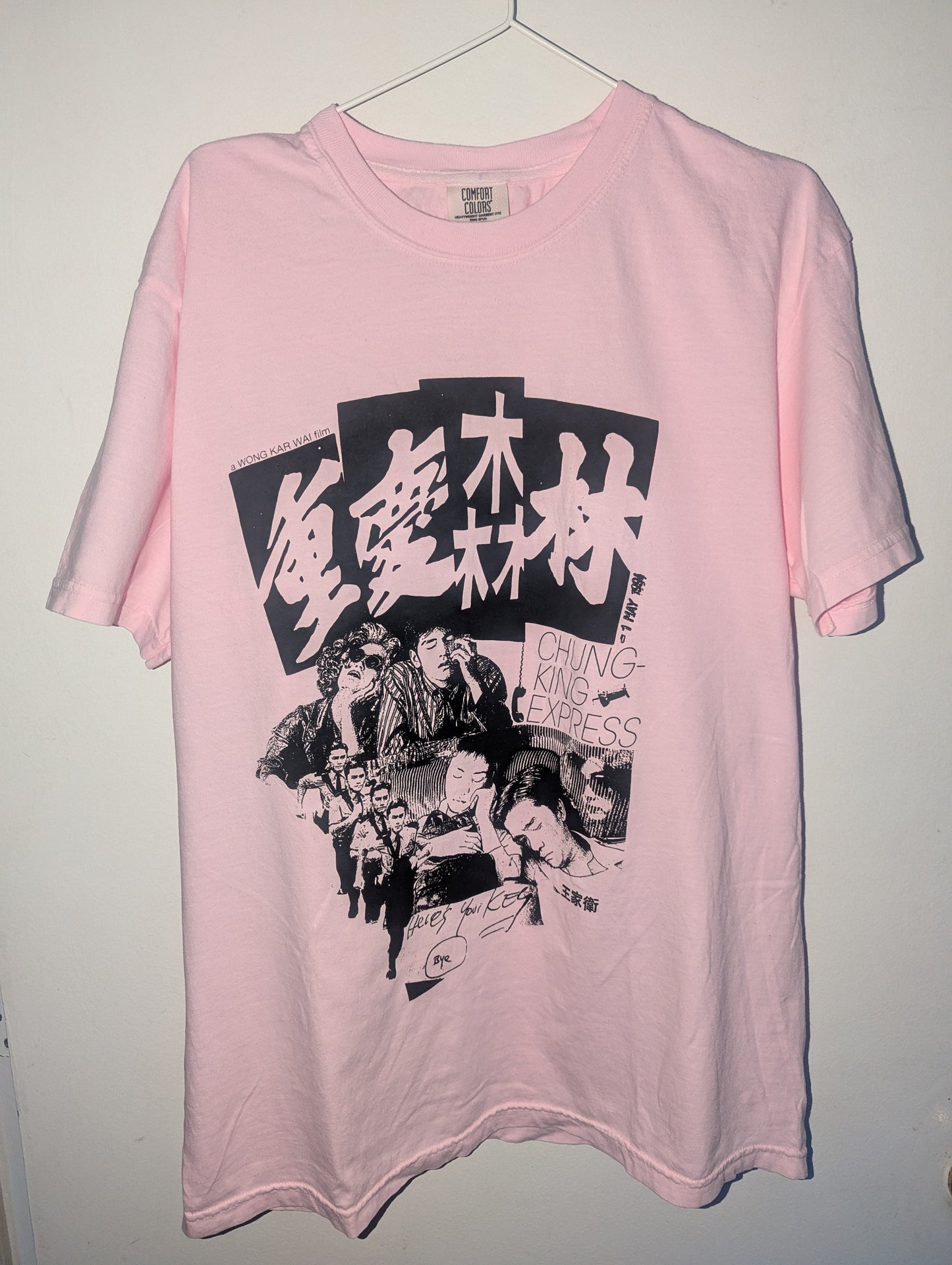 Do you like pineapple? Pink t-shirt